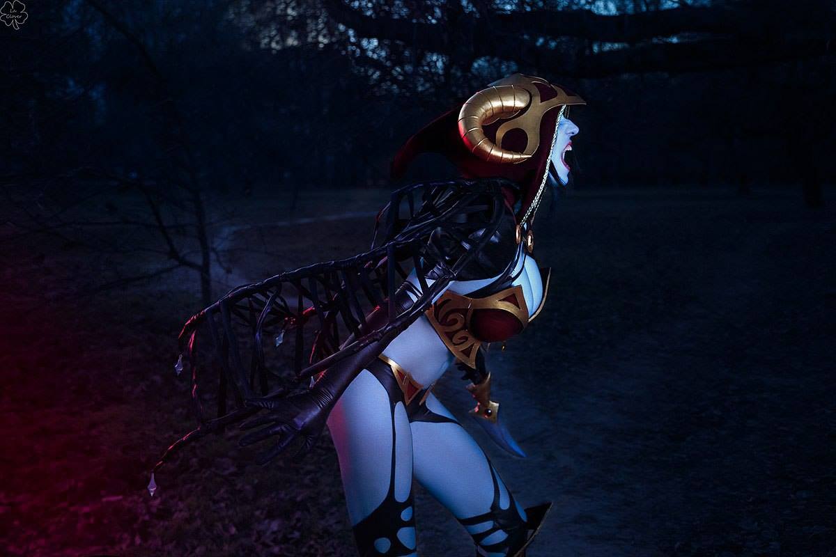 Dota 2 - Akasha (Queen of Pain) (Throes of Anguish) Cosplay - elegant capture