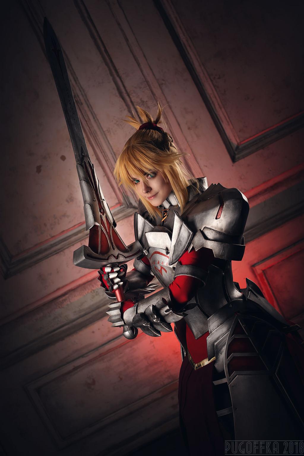 Fate-Apocrypha - Mordred (Saber of Red) (Armor) Cosplay - full length port.
