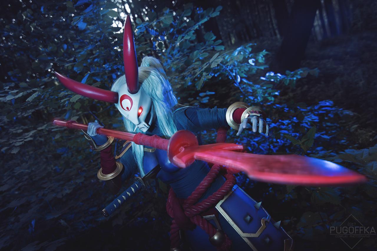 League of Legends - Kalista (Blood Moon) Cosplay - recreation