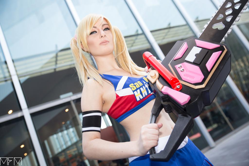 Lollipop Chainsaw - Juliet Starling (Cheerleader) Cosplay - visual exploration