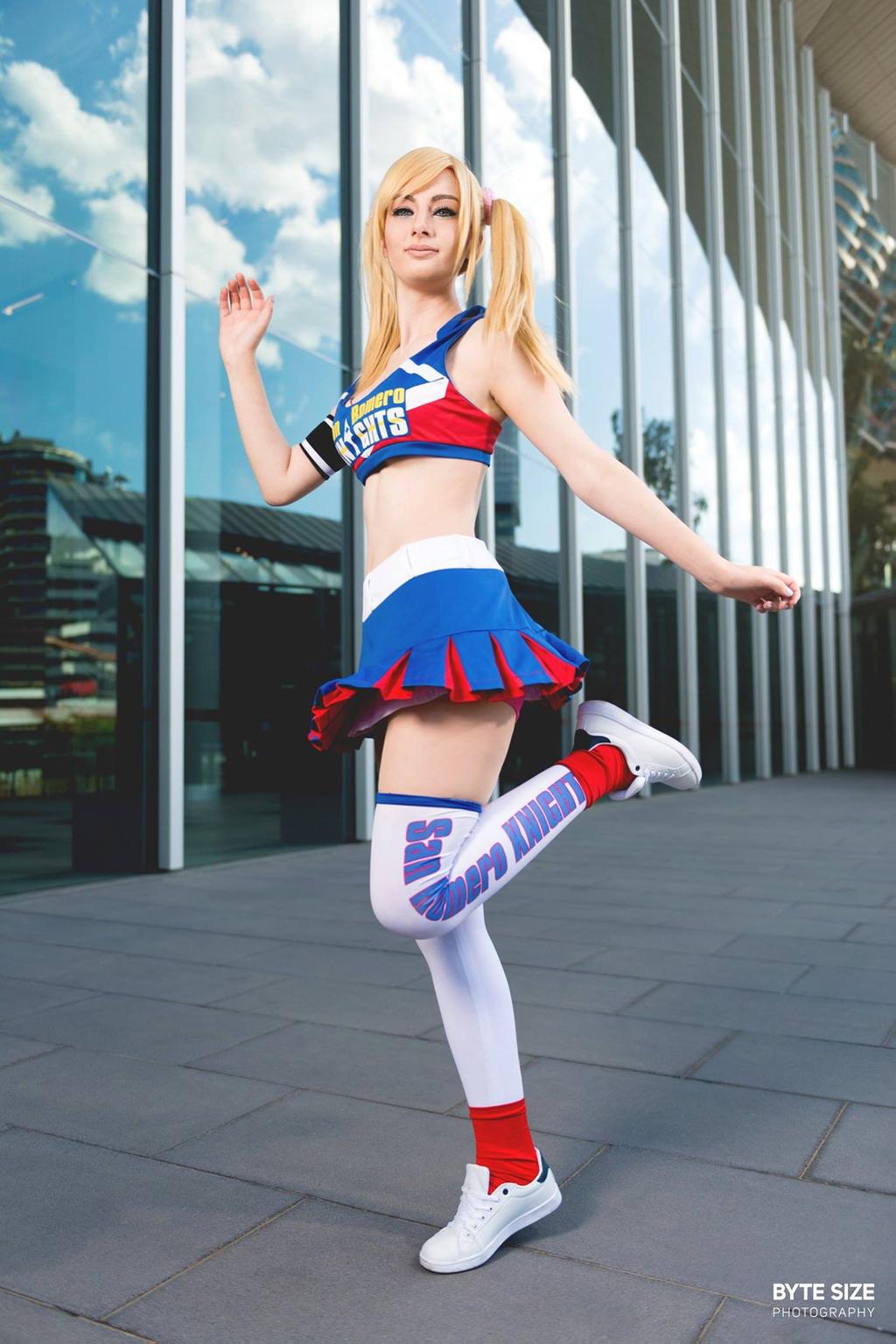 Lollipop Chainsaw - Juliet Starling (Cheerleader) Cosplay - artistic framing