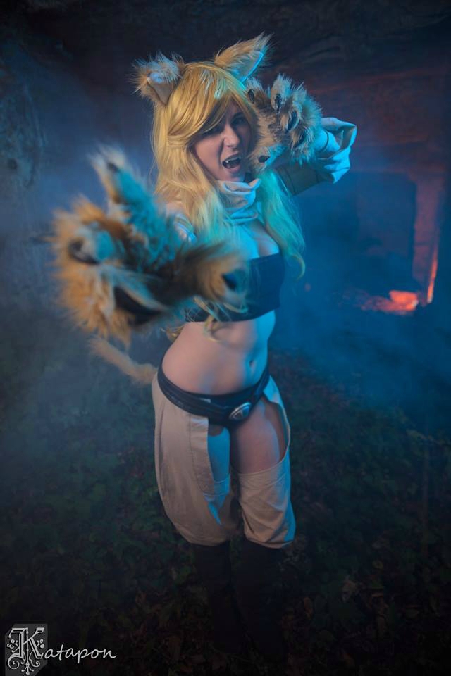 Akame Ga Kill! - Leone Cosplay - soft focus costume shot