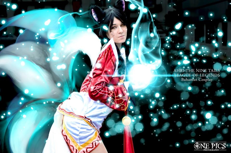 League of Legends - Ahri Cosplay - character portrait photography