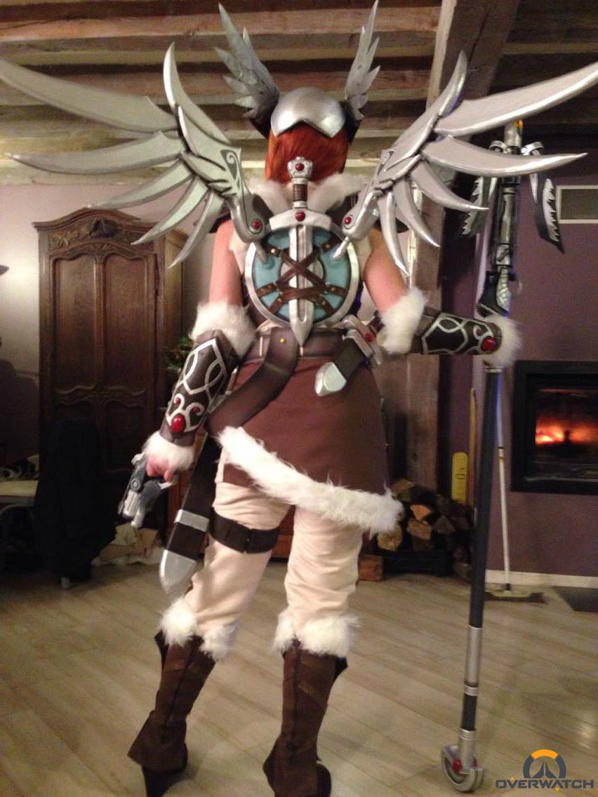 2020 03 18 league of legends e28093 mercy sigrun cosplay 3