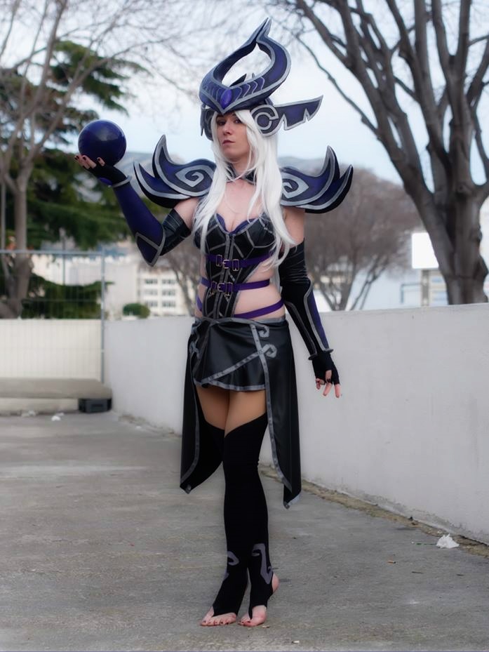 2020 03 18 league of legends e28093 syndra cosplay 3