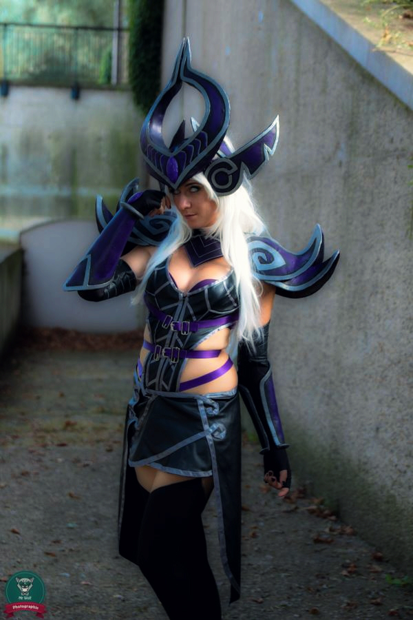 2020 03 18 league of legends e28093 syndra cosplay 6
