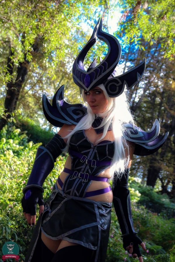 2020 03 18 league of legends e28093 syndra cosplay 9