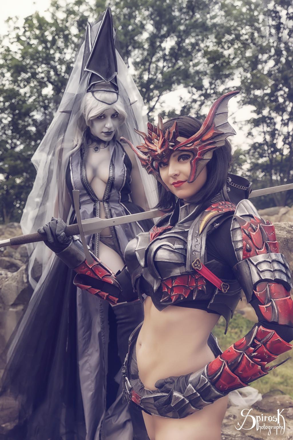 Lineage 2 - Human (Female) (Draconic Light Armor) Cosplay - inspired capture