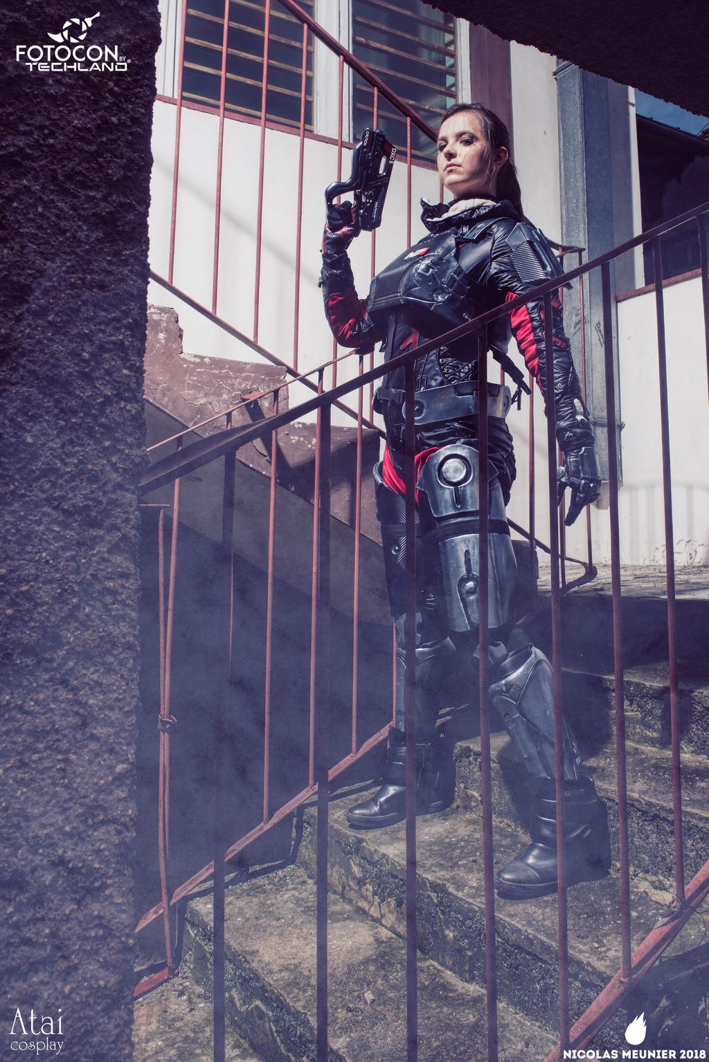 Mass Effect - Andromeda - Sara Ryder (McFarlane Toys) Cosplay - costume show Mass Effect - Andromeda - Sara Ryder (McFarlane Toys) Cosplay - costume show
