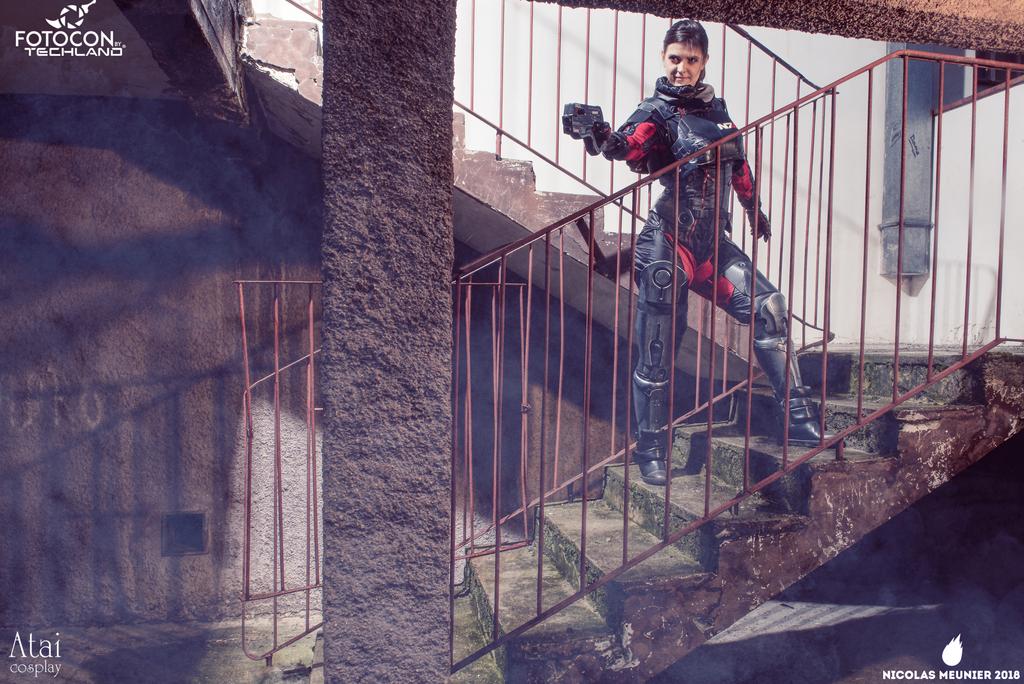 Mass Effect - Andromeda - Sara Ryder (McFarlane Toys) Cosplay - full length port. Mass Effect - Andromeda - Sara Ryder (McFarlane Toys) Cosplay - full length port.