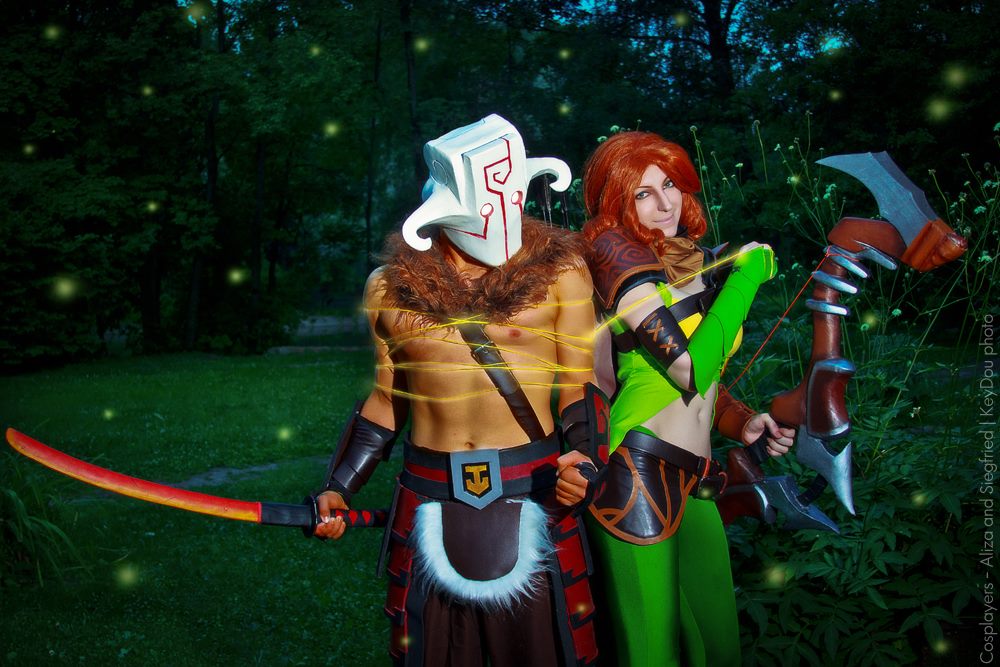 Dota 2 - Lyralei (Windranger) (Bindings of the Battleranger) Cosplay - full length photo