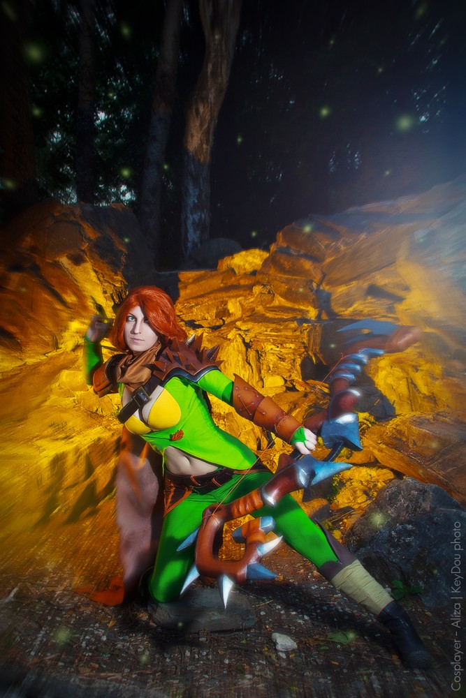 Dota 2 - Lyralei (Windranger) (Bindings of the Battleranger) Cosplay - portrait photo