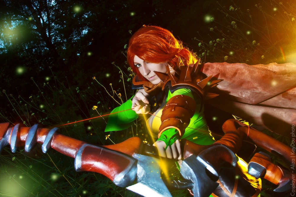 Dota 2 - Lyralei (Windranger) (Bindings of the Battleranger) Cosplay - body photo