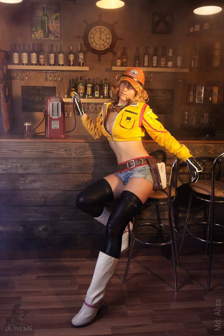 Final Fantasy 15 - Cindy Aurum Cosplay - mature aesthetic capture