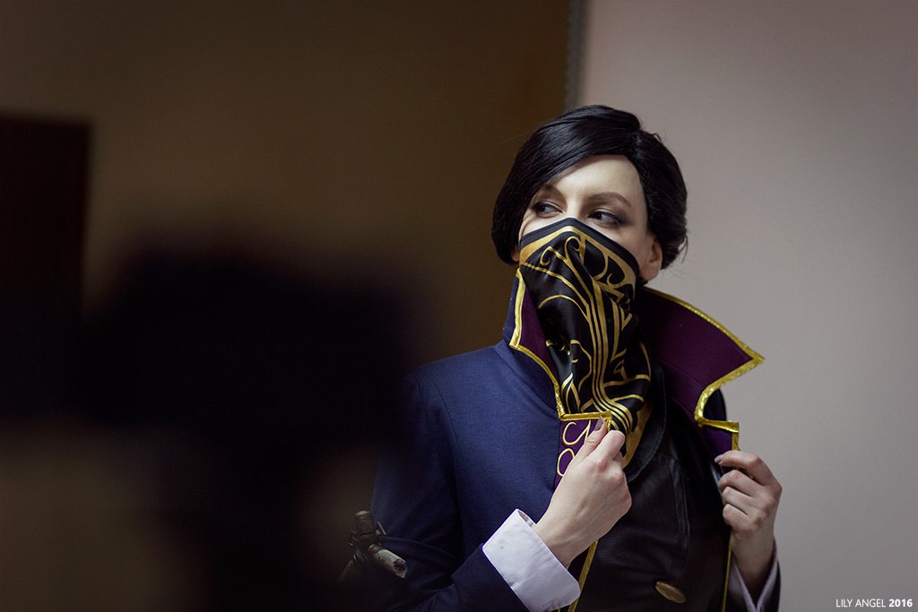 Dishonored 2 - Emily Kaldwin (Emily Drexel Lela Kaldwin) Cosplay - costume show Dishonored 2 - Emily Kaldwin (Emily Drexel Lela Kaldwin) Cosplay - costume show