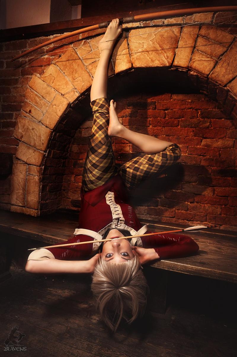 Dragon Age - Inquisition - Sera Cosplay - full length photo