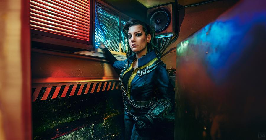 Fallout 3 - Vault Dweller Cosplay - character costume portrait