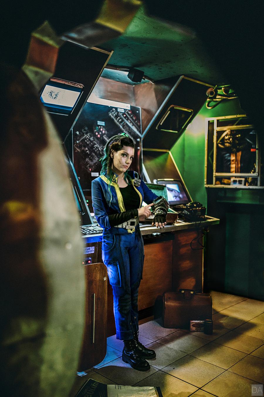 Fallout 3 - Vault Dweller Cosplay - character recreation portrait