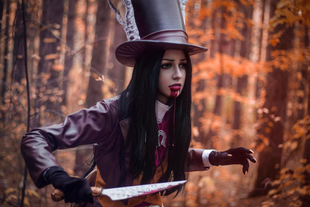 Alice - Madness Returns - Alice - (Late but Lucky) Cosplay - full length port.