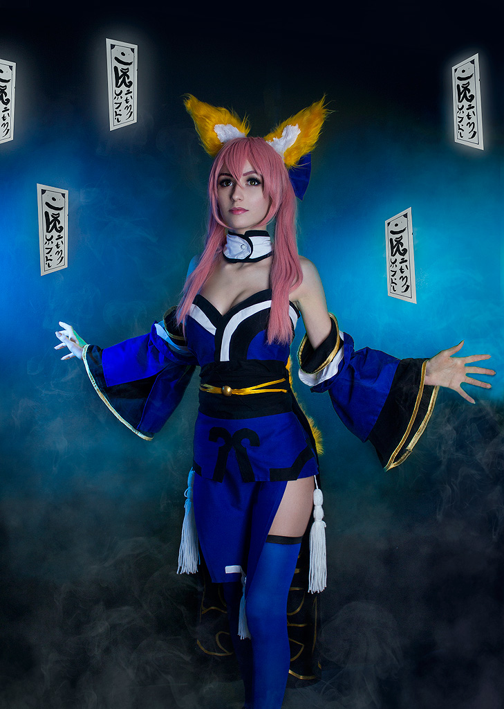 Fate Extra -  Tamamo no Mae (Caster) Cosplay - artistic framing