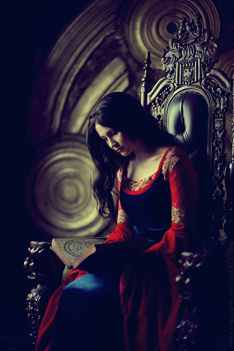 Lord of the Rings - Arwen Cosplay - professional cosplay study