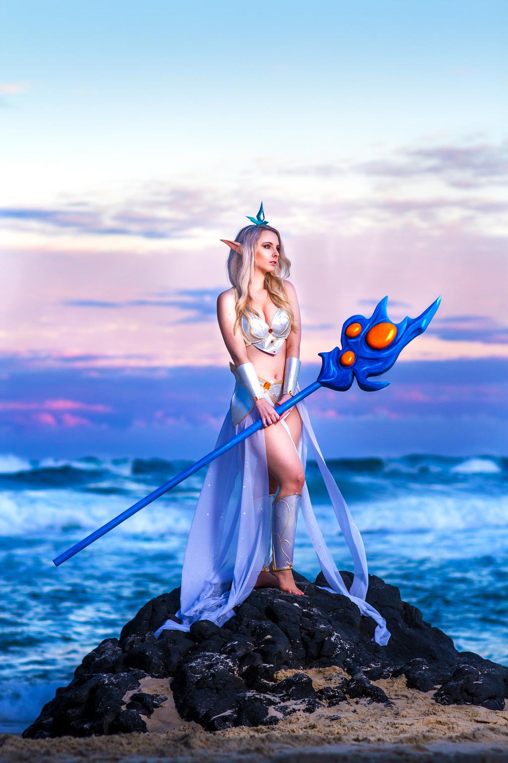 2020 03 16 league of legends e28093 janna cosplay
