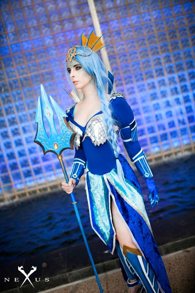 Pokemon - Vaporeon Cosplay - inspired character capture