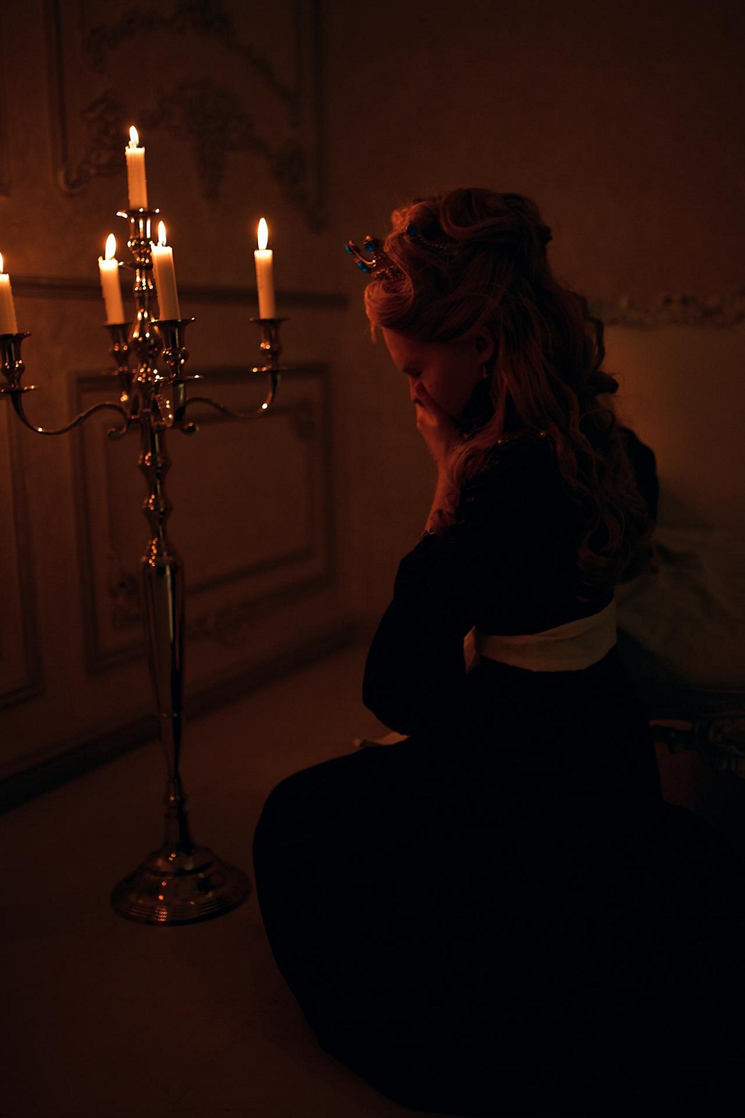 The Witcher 3 - Wild Hunt - Blood and Wine - Anna Henrietta Cosplay - full length port.