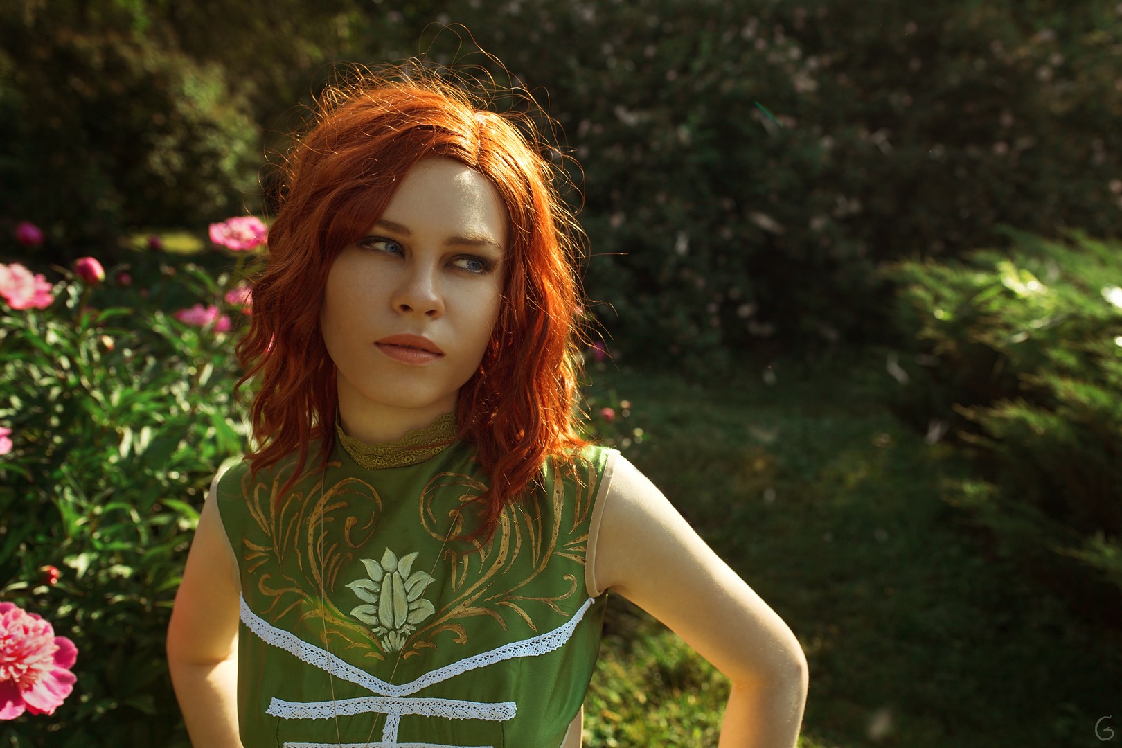 The Witcher - Triss Merigold Cosplay - expressive character portrait