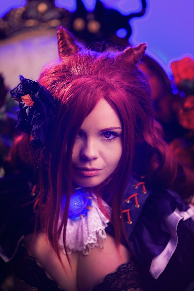 Shadowverse - Ceres of the Night Cosplay - nuanced character study