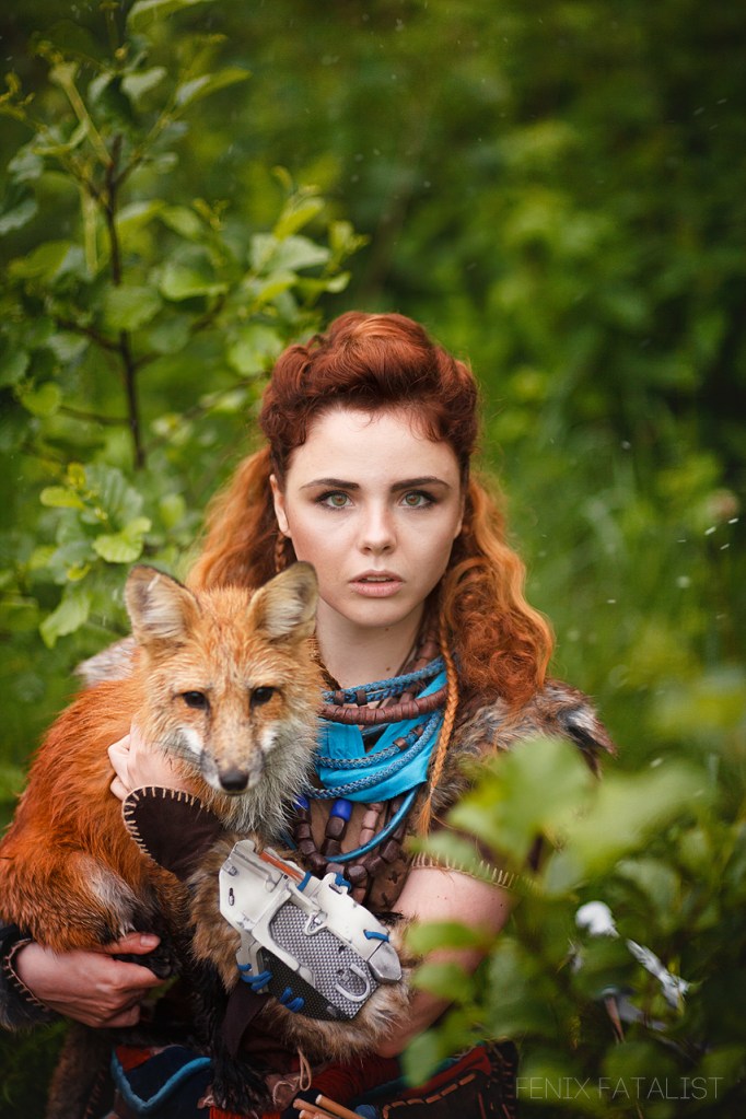 Horizon - Zero Dawn - Aloy (Outcast) Cosplay - portrait photo Horizon - Zero Dawn - Aloy (Outcast) Cosplay - portrait photo