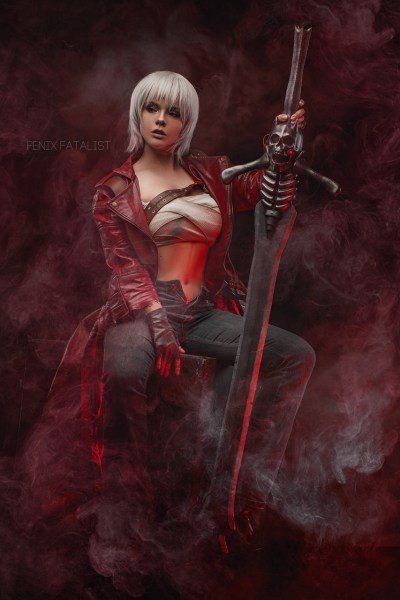 Devil May Cry - Dante (Female) Cosplay