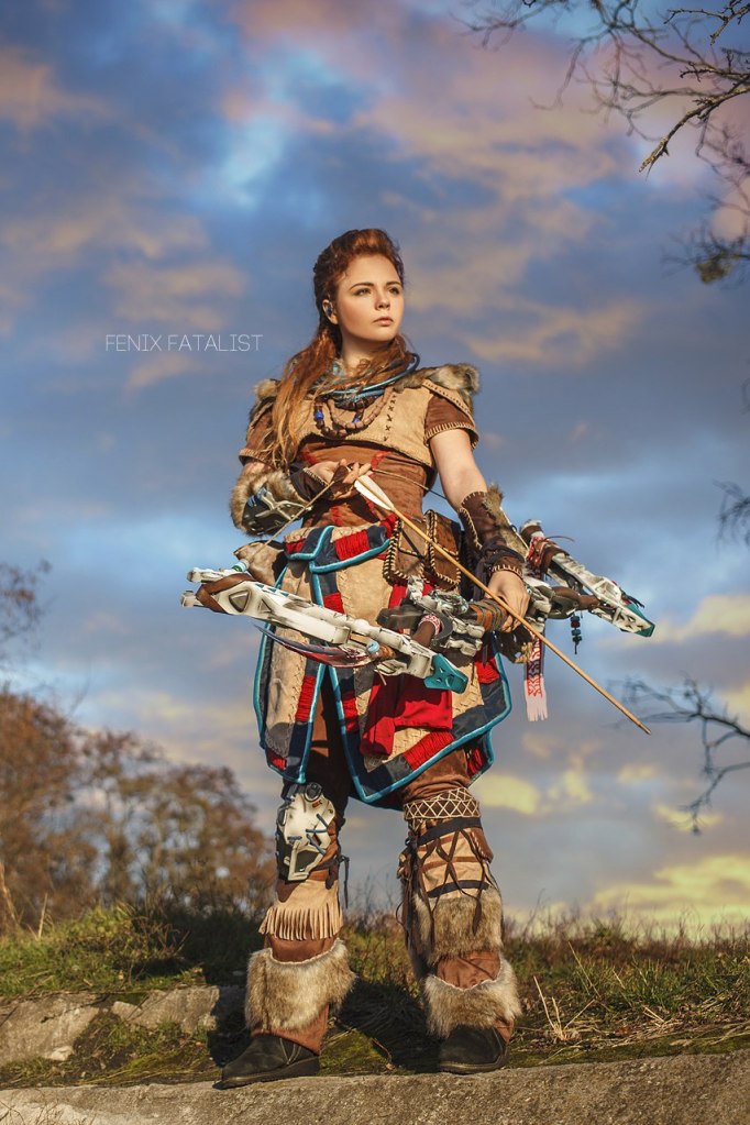 Horizon - Zero Dawn - Aloy (Outcast) Cosplay - costume portrait Horizon - Zero Dawn - Aloy (Outcast) Cosplay - costume portrait