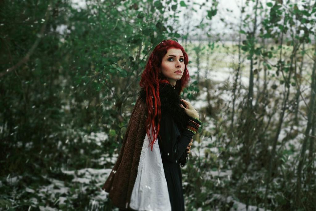 2020 03 09 elenasamko winter original cosplay 6