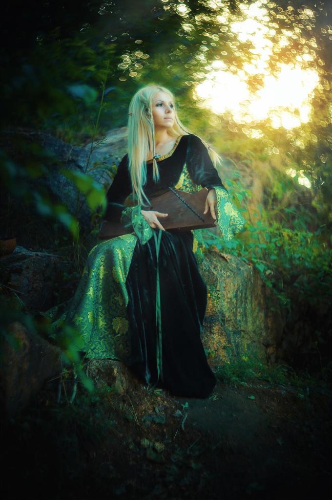 In the wood Original Vision Cosplay - character portrait photography