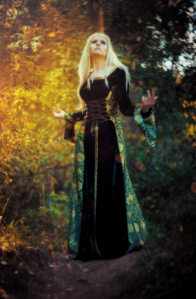 In the wood Original Vision Cosplay - full body character photo