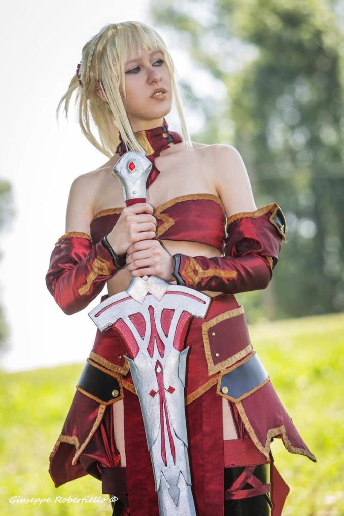 Fate-Apocrypha - Mordred (Saber of Red) (Armorless) Cosplay - light aesthetic