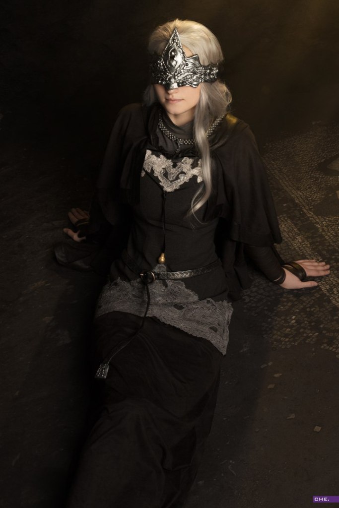 2020 04 01 dark souls 3 e28093 fire keeper cosplay 4