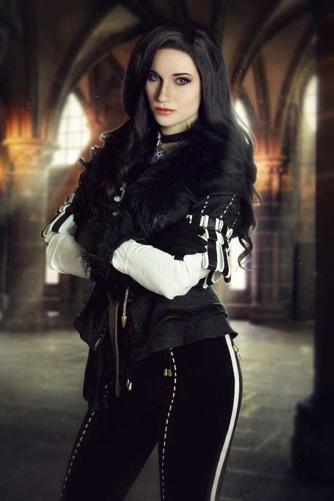 The Witcher 3 - Wild Hunt - Yennefer of Vengerberg Cosplay - costume show