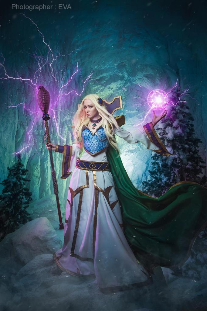 Warcraft - Magna Aegwynn Cosplay - character portrait photography