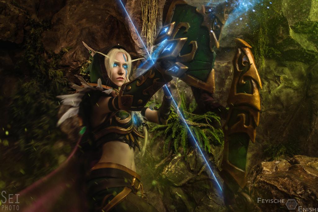 World of Warcraft - Battle for Azeroth - Alleria Windrunner Cosplay - soft focus shot