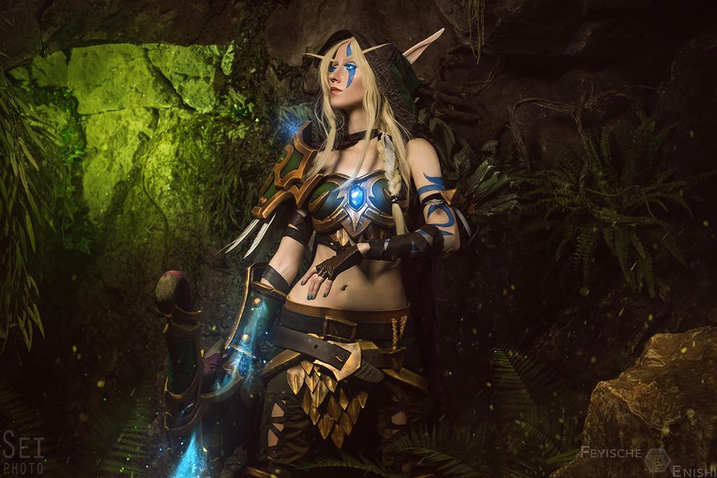 World of Warcraft - Battle for Azeroth - Alleria Windrunner Cosplay - light aesthetic