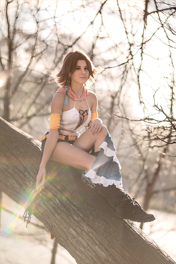 Final Fantasy 10-2 - Yuna Cosplay - expressive character portrait Final Fantasy 10-2 - Yuna Cosplay - expressive character portrait