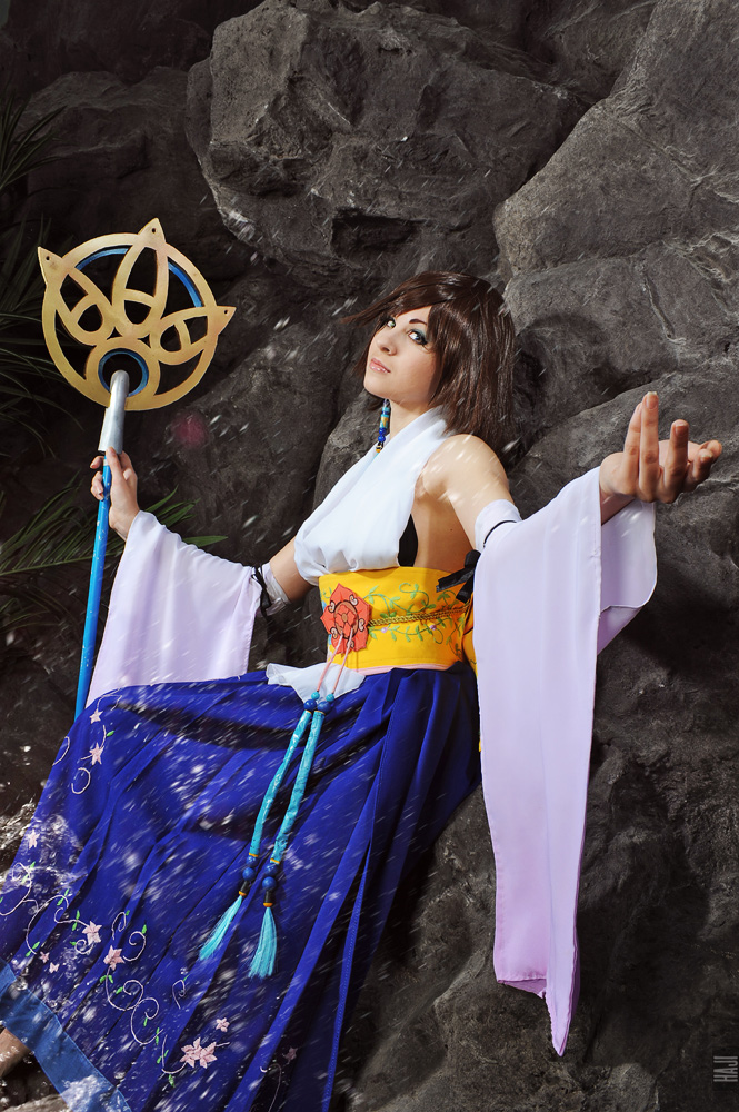 Final Fantasy 10 - Yuna Cosplay - character recreation portrait