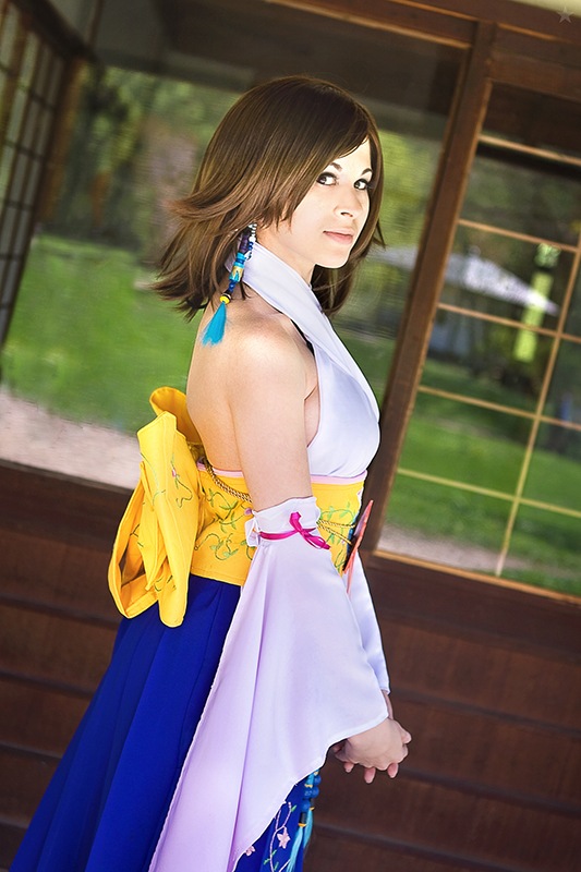 Final Fantasy 10 - Yuna Cosplay - professional cosplay study