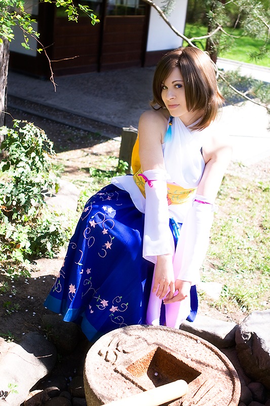 Final Fantasy 10 - Yuna Cosplay - character recreation portrait