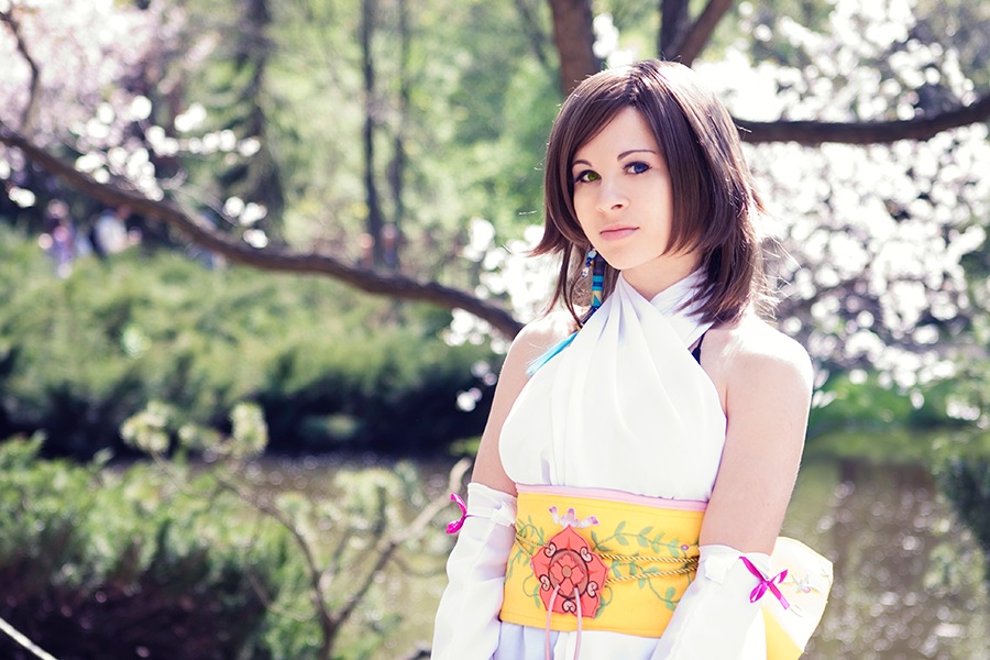 Final Fantasy 10 - Yuna Cosplay - professional cosplay study