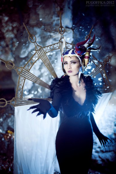 Final Fantasy 8 - Edea Kramer Cosplay