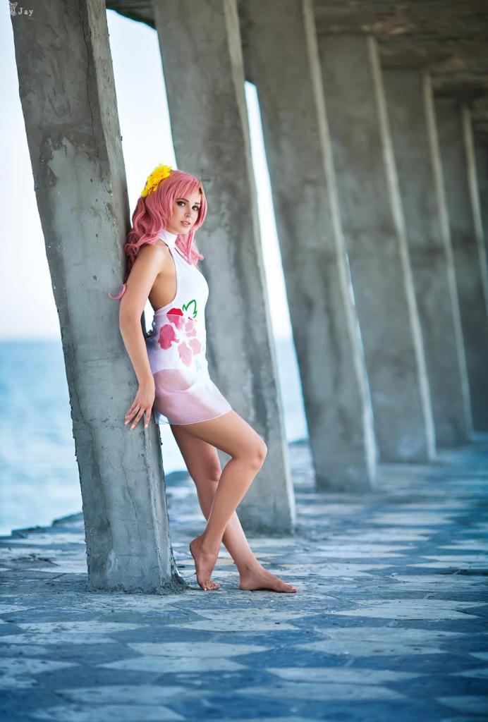 gundam seed destiny lacus clyne swimsuit cosplay