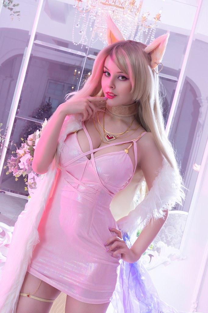 League of Legends - Ahri (Popstar) Cosplay - visual exploration